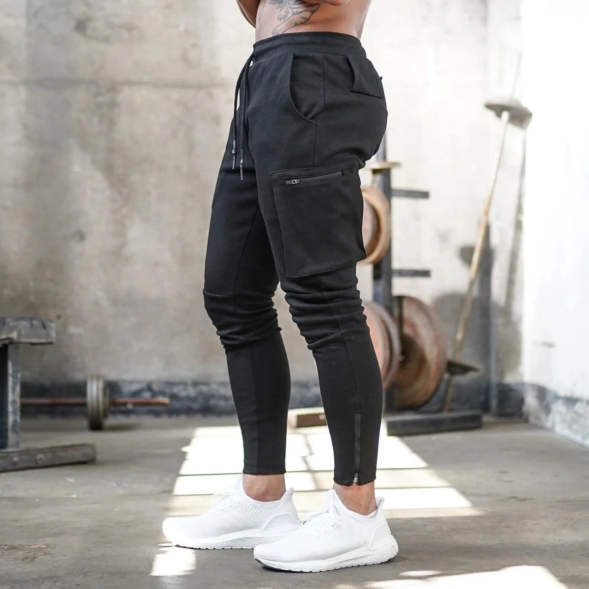 Man Camouflage Cargo Joggers With Multi-function Detail - Image 7